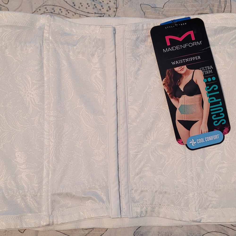 Maidenform White Waist Nipper Shapewear XL